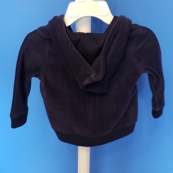 New Gap sweater hoodie - Picture 3 of 3